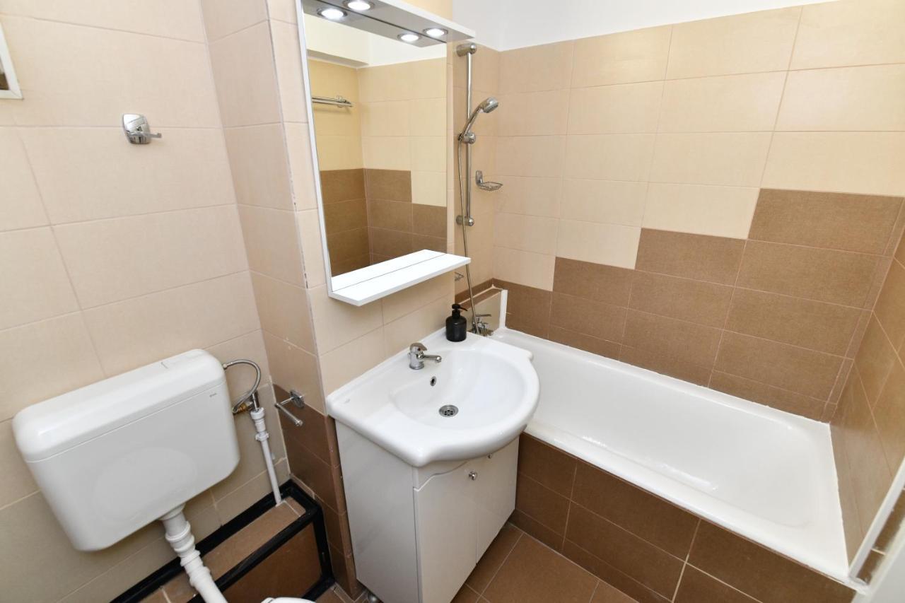 ブカレストTransilvania Apartamentアパートメント エクステリア 写真